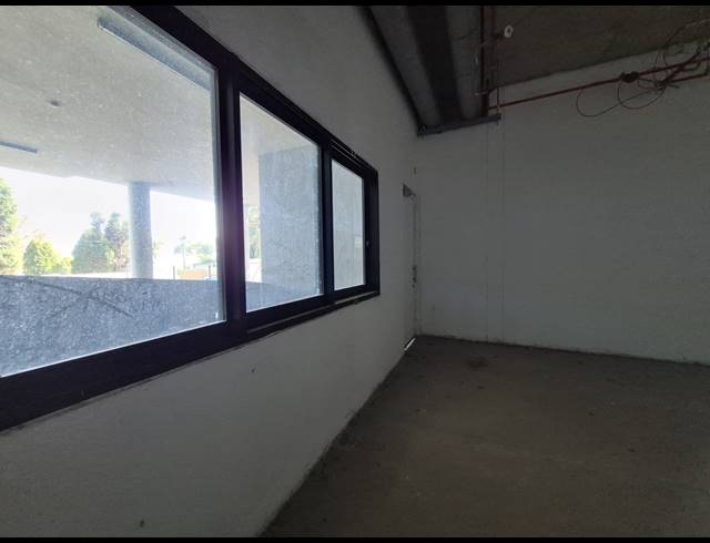 82M² RETAIL FOR SALE IN ILLOVO